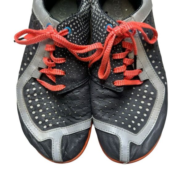 Skora Women's Form Running Shoes Black White Coral Size 7.5 - Picture 2 of 8